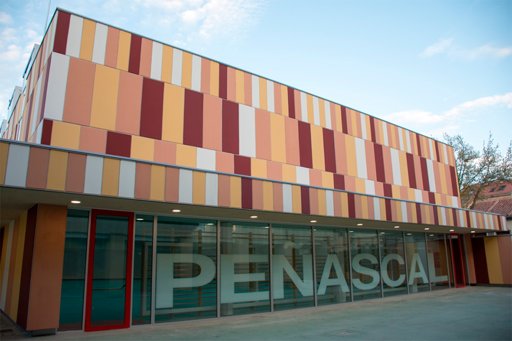 Finalización de la obra de construcción de la instalación deportiva de uso educativo compartido CEIP El Peñascal