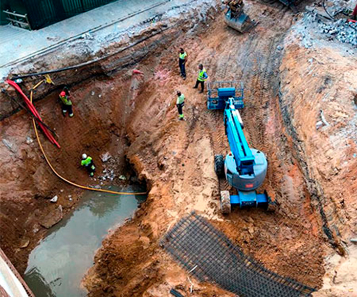 Obras de urgencia por hundimiento de galería en el barrio de San Millán